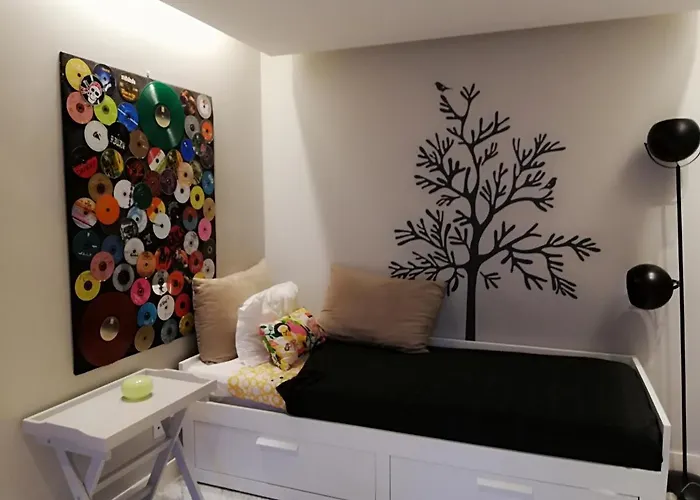 Beautiful Garden-campo Pequeno Apartment Lisbon